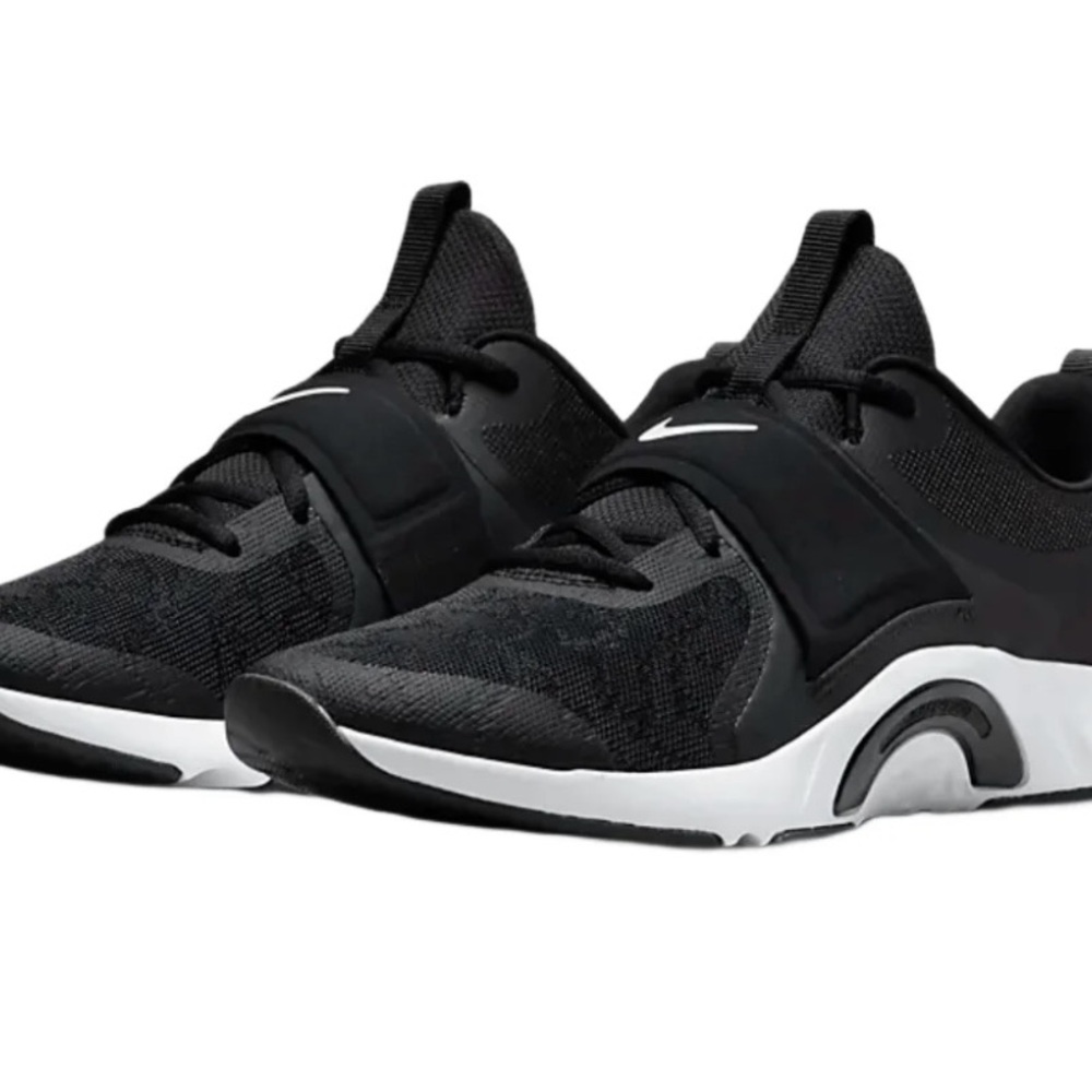 Nike Renew In-Season Training Shoes size 6.5